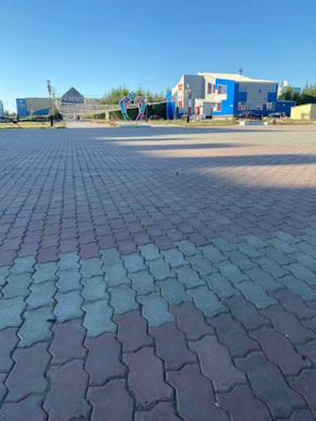 Центральная площать п. Айхал